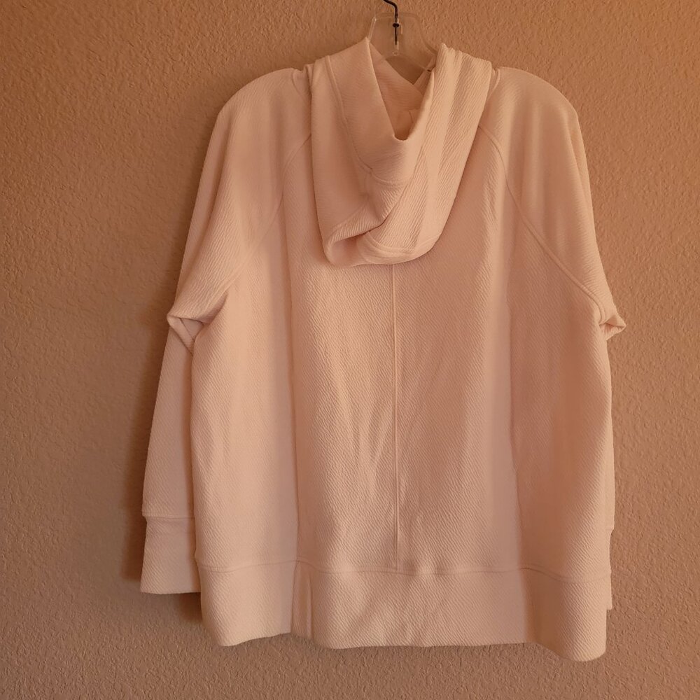 Andrew Marc Women's Ribbed Soft Pullover Sweatshirt NWT - Picture 3 of 4